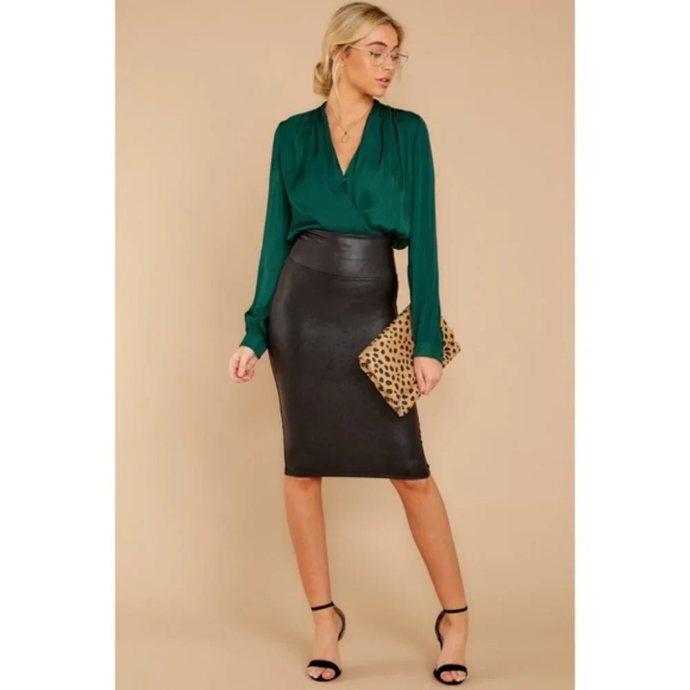 Spanx Faux Leather Pencil Skirt Very Black High-Waist Shiny Stretchy Edgy Midi